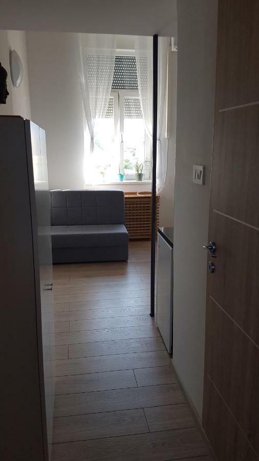 Apartment F6 Osijek Exterior foto